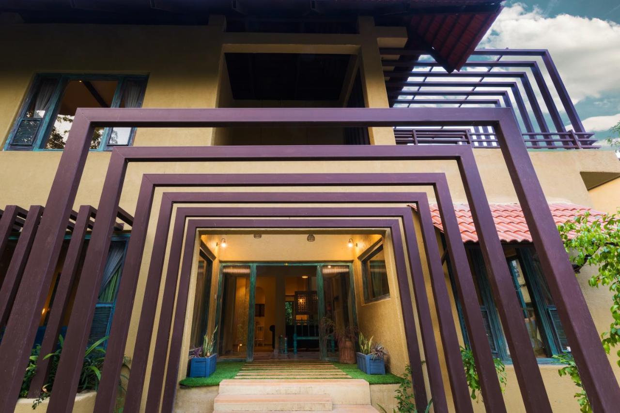 Vannraj Resort And Spa Khawāsa Exterior foto